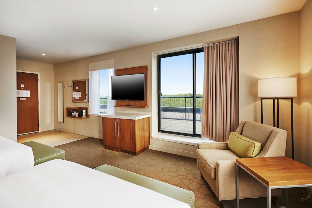 Фото Delta Hotels by Marriott Dartmouth