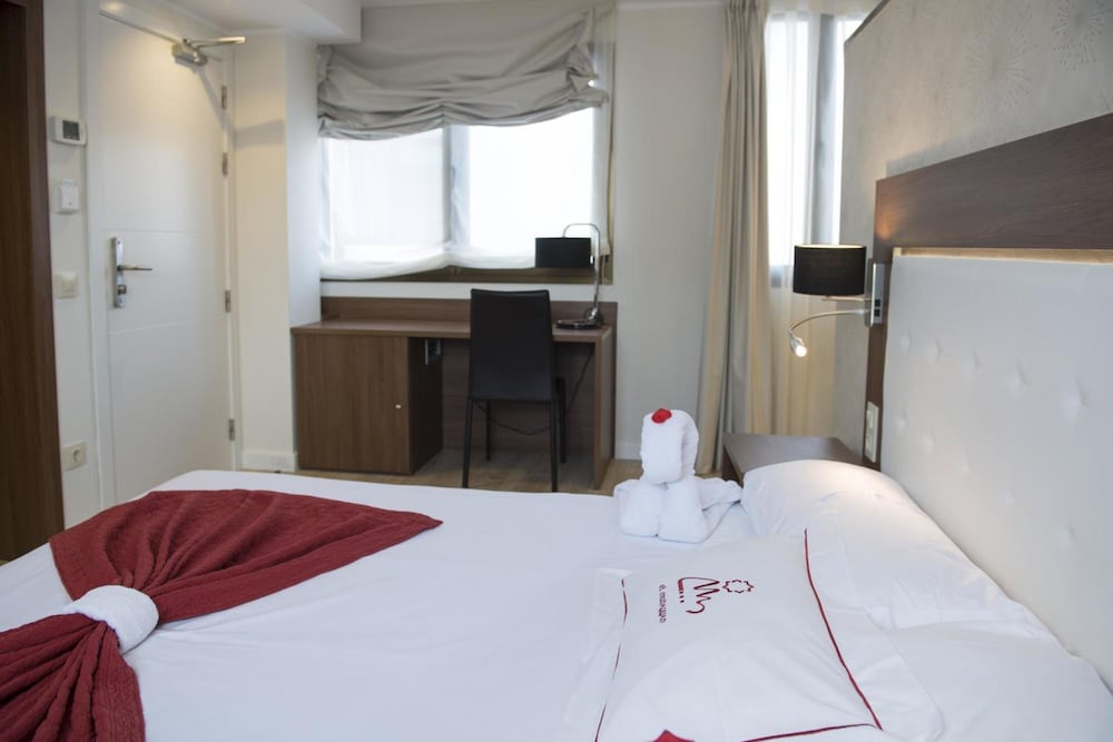 Фото Hotel El Mudayyan