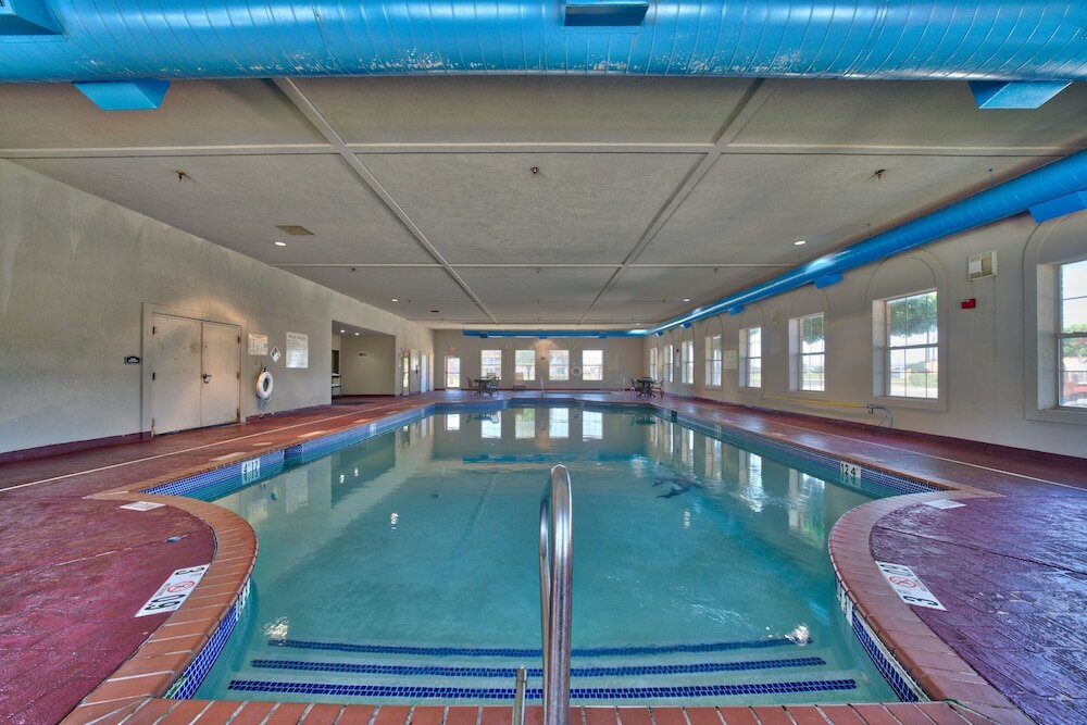 Фото Comfort Inn & Suites