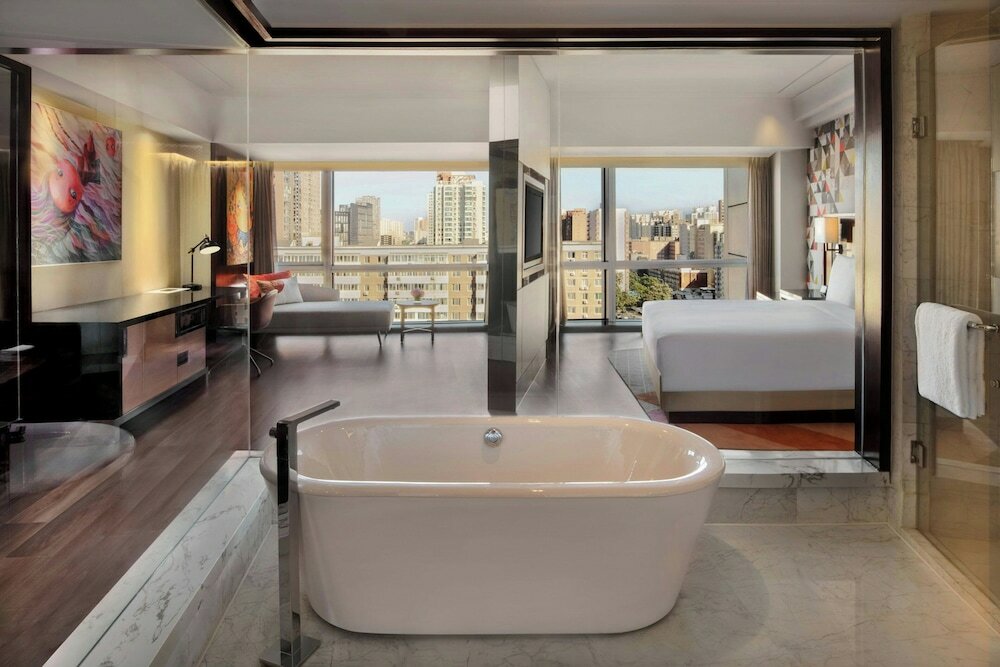 Фото Renaissance Beijing Capital Hotel