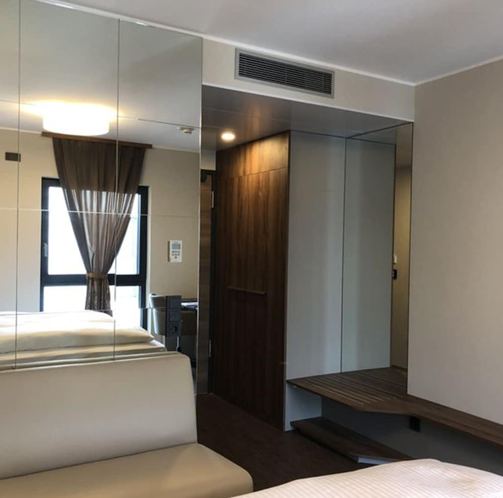 Фото Intergroup Business & Design Hotel Ingolstadt