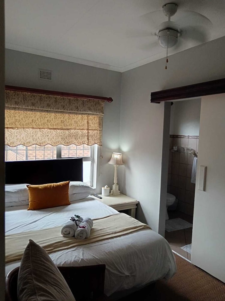 Фото Hillton Manor Guest House