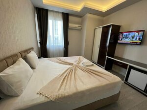 Гостиница Grand Black Hotel