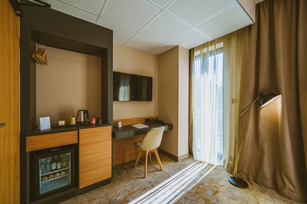 Фото B1 Downtown Hotel