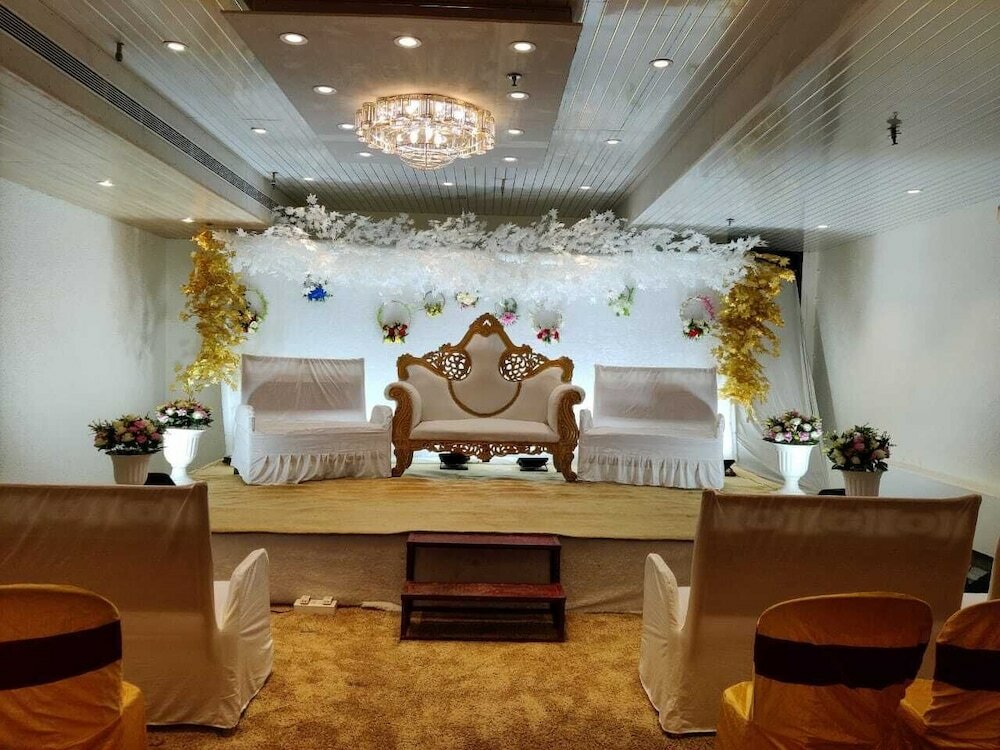 Фото Hotel Cliffton