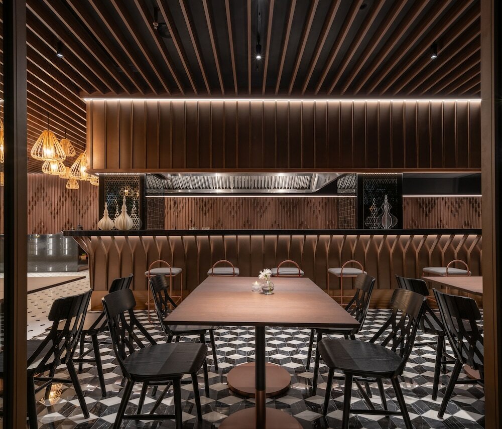 Фото Maison Hotel Bangkok