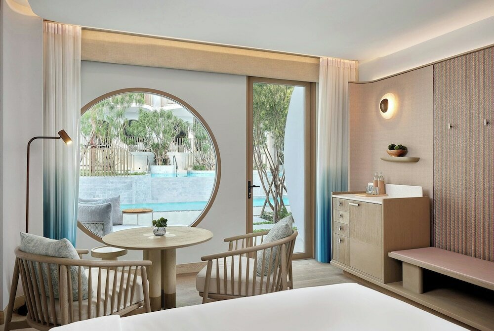 Фото Veranda Resort Phuket, Autograph Collection