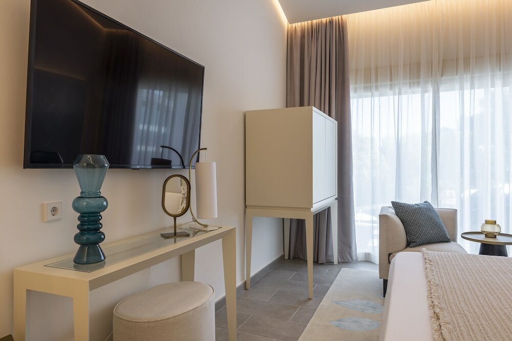 Фото Dionis Boutique Hotel & SPA