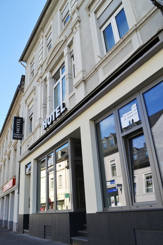 Фото Hotel Porta Nigra