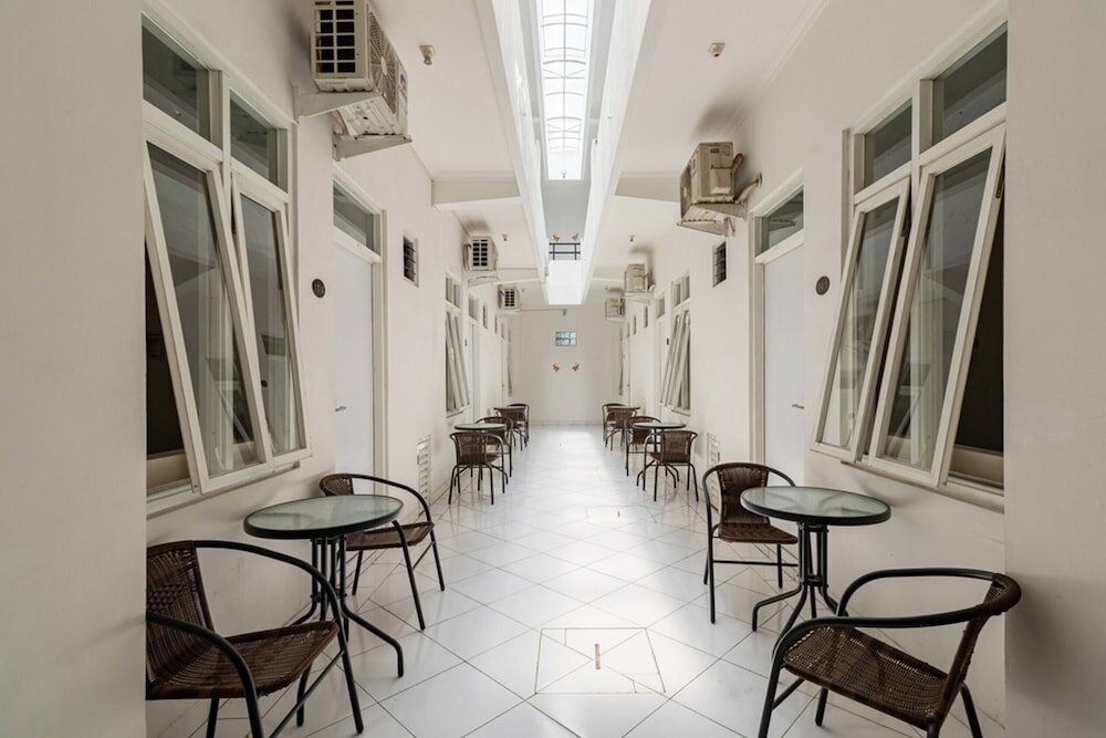 Фото RedDoorz Syariah @ Wisma Arya 2