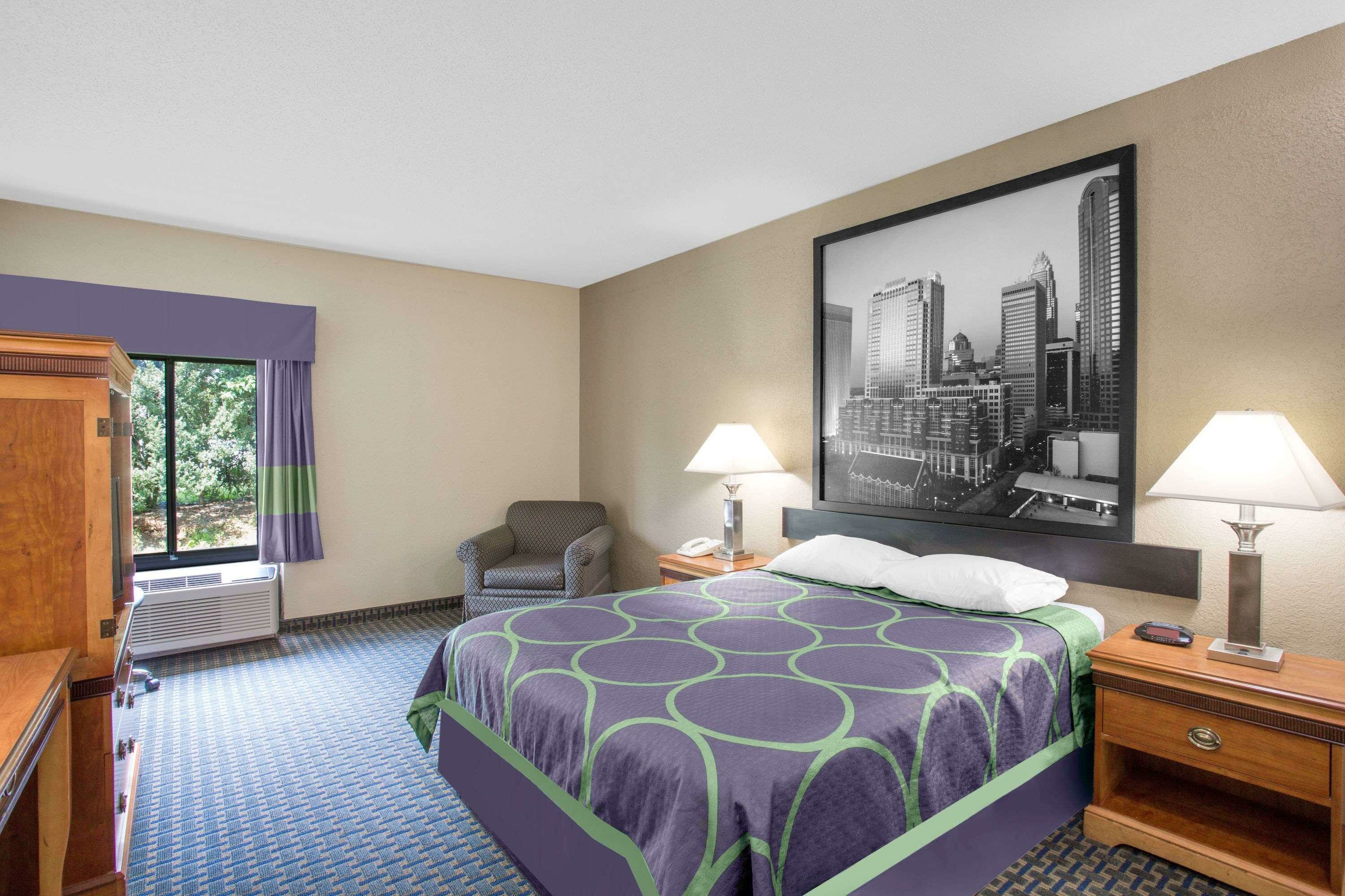 Фото Super 8 by Wyndham Clemmons/Winston-Salem Area I-40