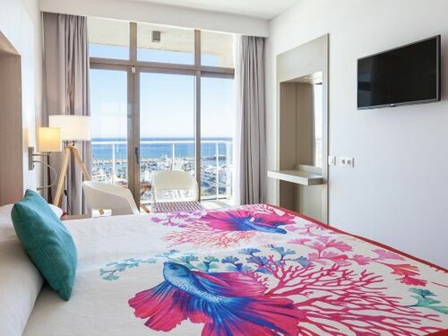 Внешний вид отеля Hotel Alay Puerto Marina - Adults Only Recommended в Бенальмадене, фото 5