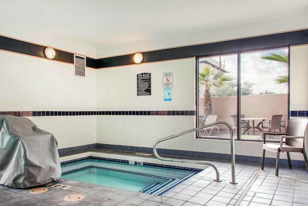 Фото Hotel Scottsdale