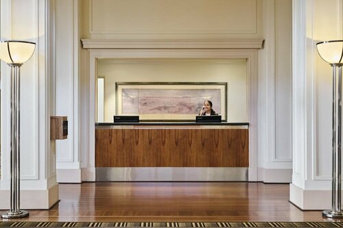 Гостиница Hyatt Hotel Canberra - a Park Hyatt в Куме