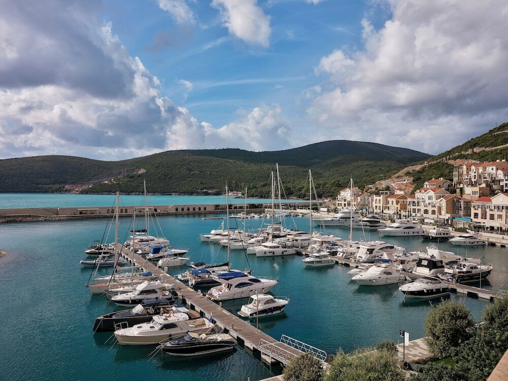 Фото The Chedi Lustica Bay