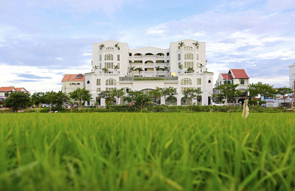 Фото Lasenta Boutique Hotel Hoian