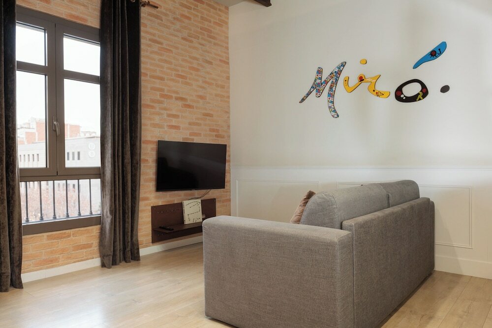 Фото Enjoybcn Miro Apartments