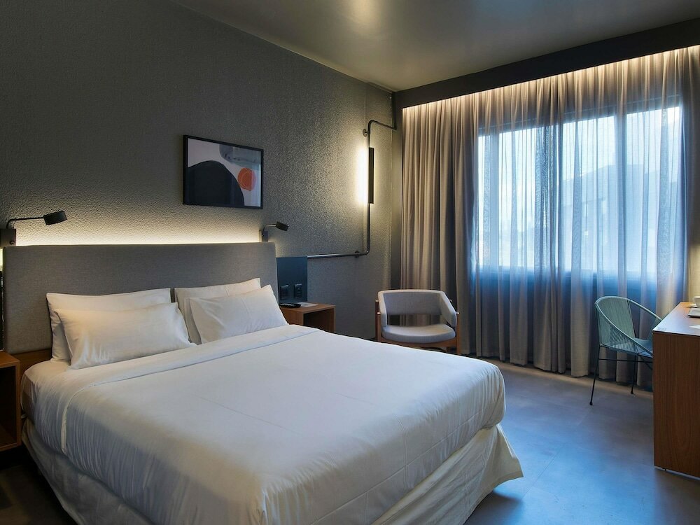 Фото Novotel Porto Alegre Tres Figueiras Hotel