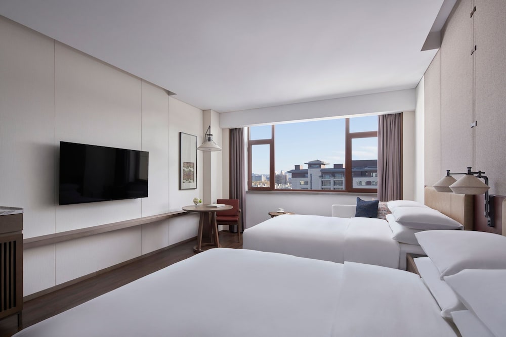 Фото Beijing Marriott Hotel Yanqing