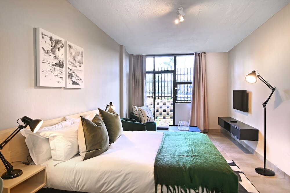 Фото Circa Aparthotel by Totalstay