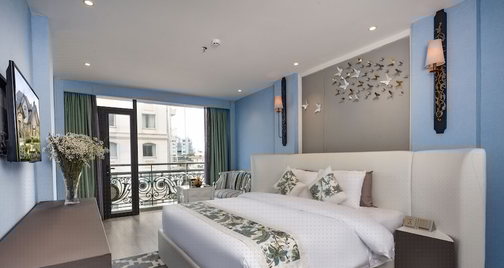 Фото A&em Saigon Hotel