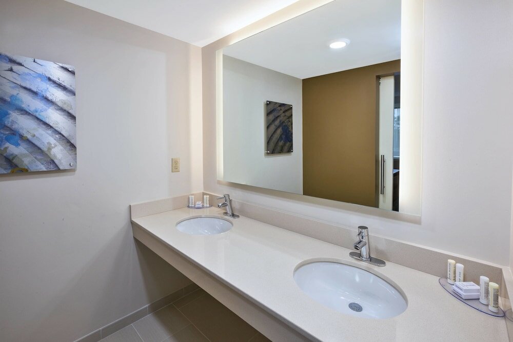 Фото Fairfield by Marriott Inn & Suites Herndon Reston