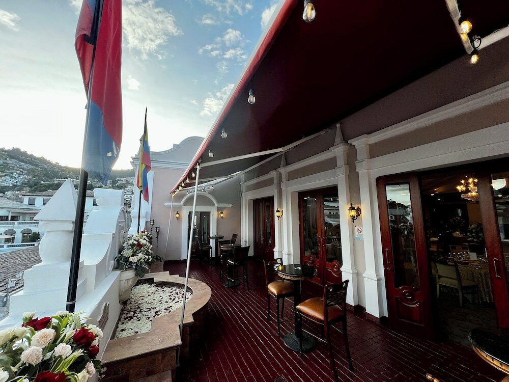 Фото Hotel Plaza Grande