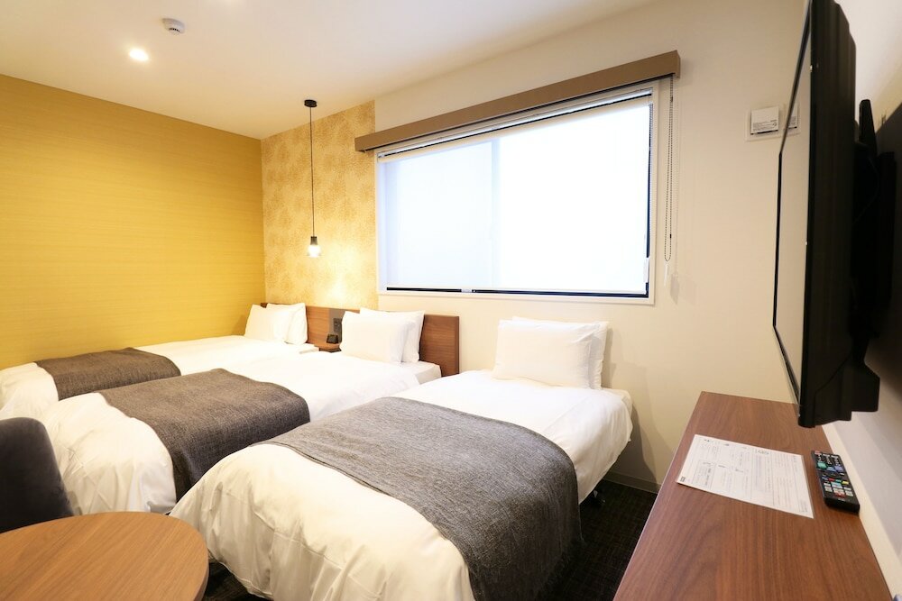 Фото M's Hotel Nijojo Oike