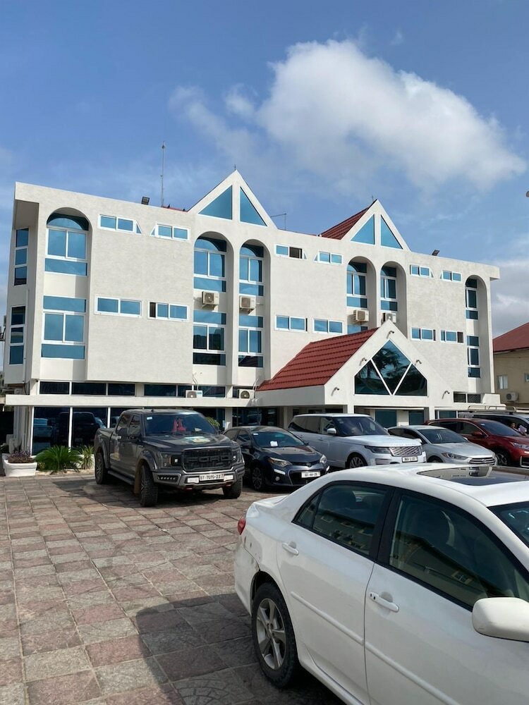 Фото Airport West Hotel