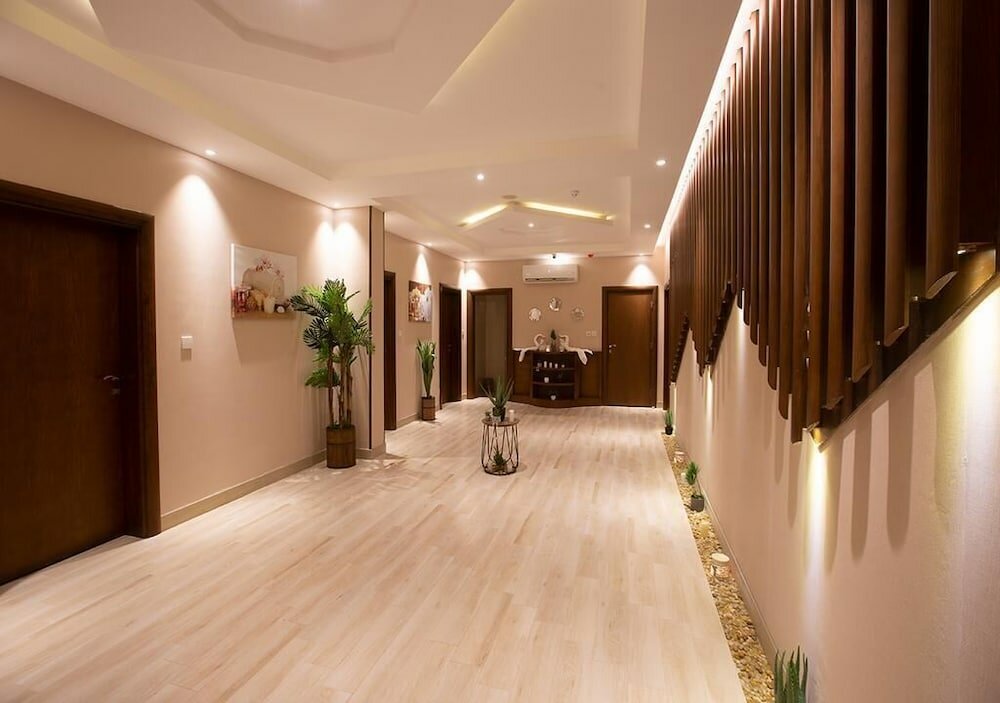 Фото Banan Hotel Suite