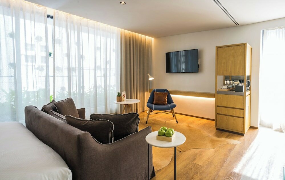 Фото Ad Lib Hotel Bangkok