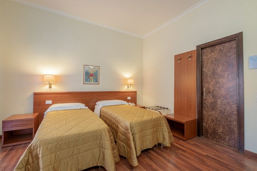 Фото Hotel Monteverde Roma