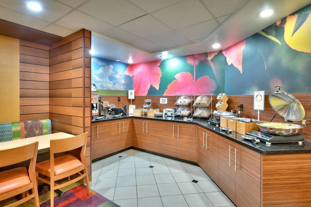 Фото Fairfield Inn by Marriott Provo