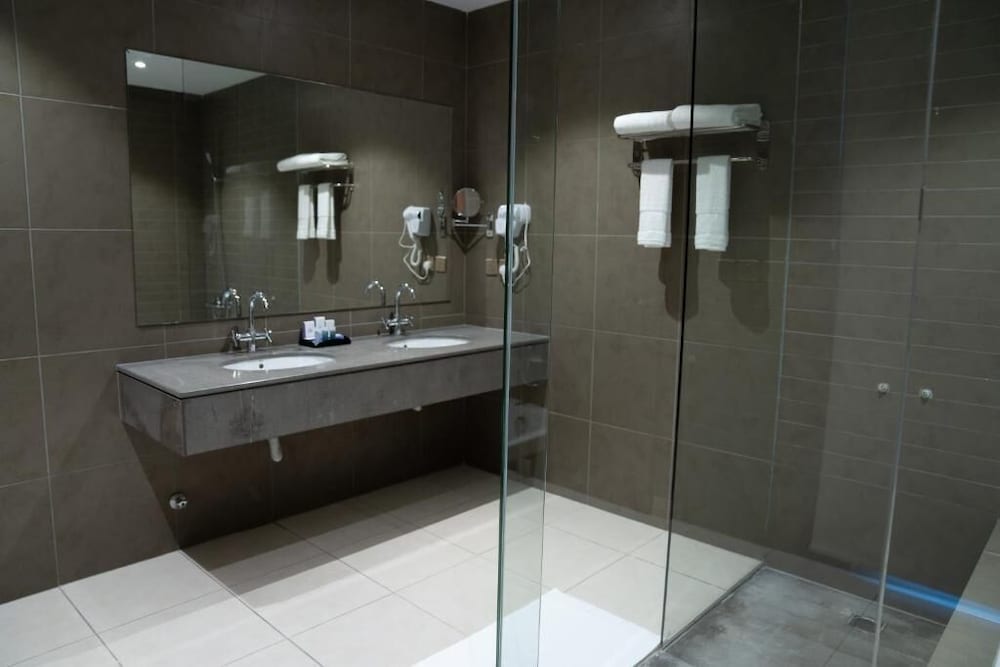 Фото Sarawat Park Hotel Jeddah