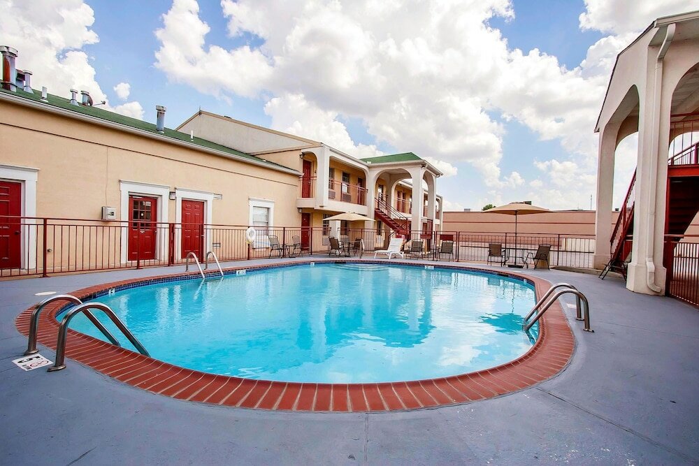 Фото Quality Inn & Suites Covington
