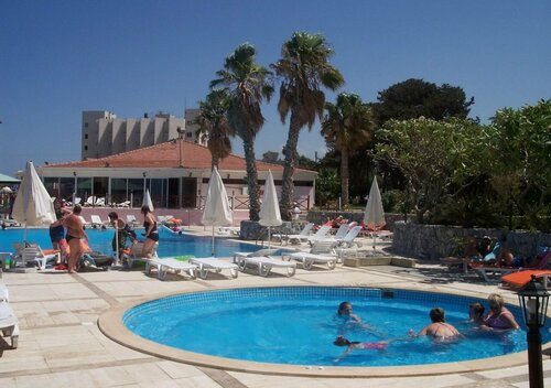Гостиница La Hotel & Resort в Лапитосе