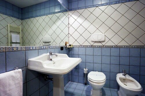 Гостиница Hotel L'Aquila в Л’Акуиле