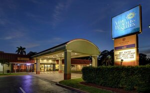 Гостиница Vero Beach Inn & Suites I-95