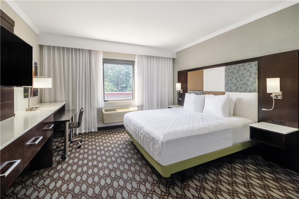 Фото Best Western Premier Nyc Gateway Hotel