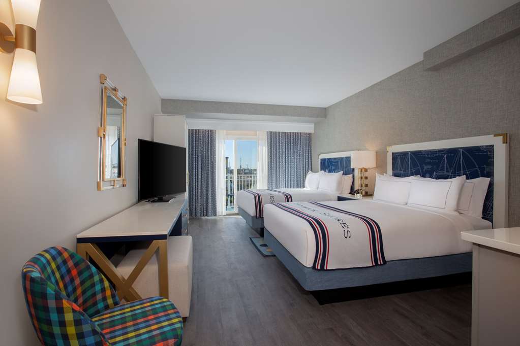 Фото Fenwick Shores, Tapestry Collection by Hilton