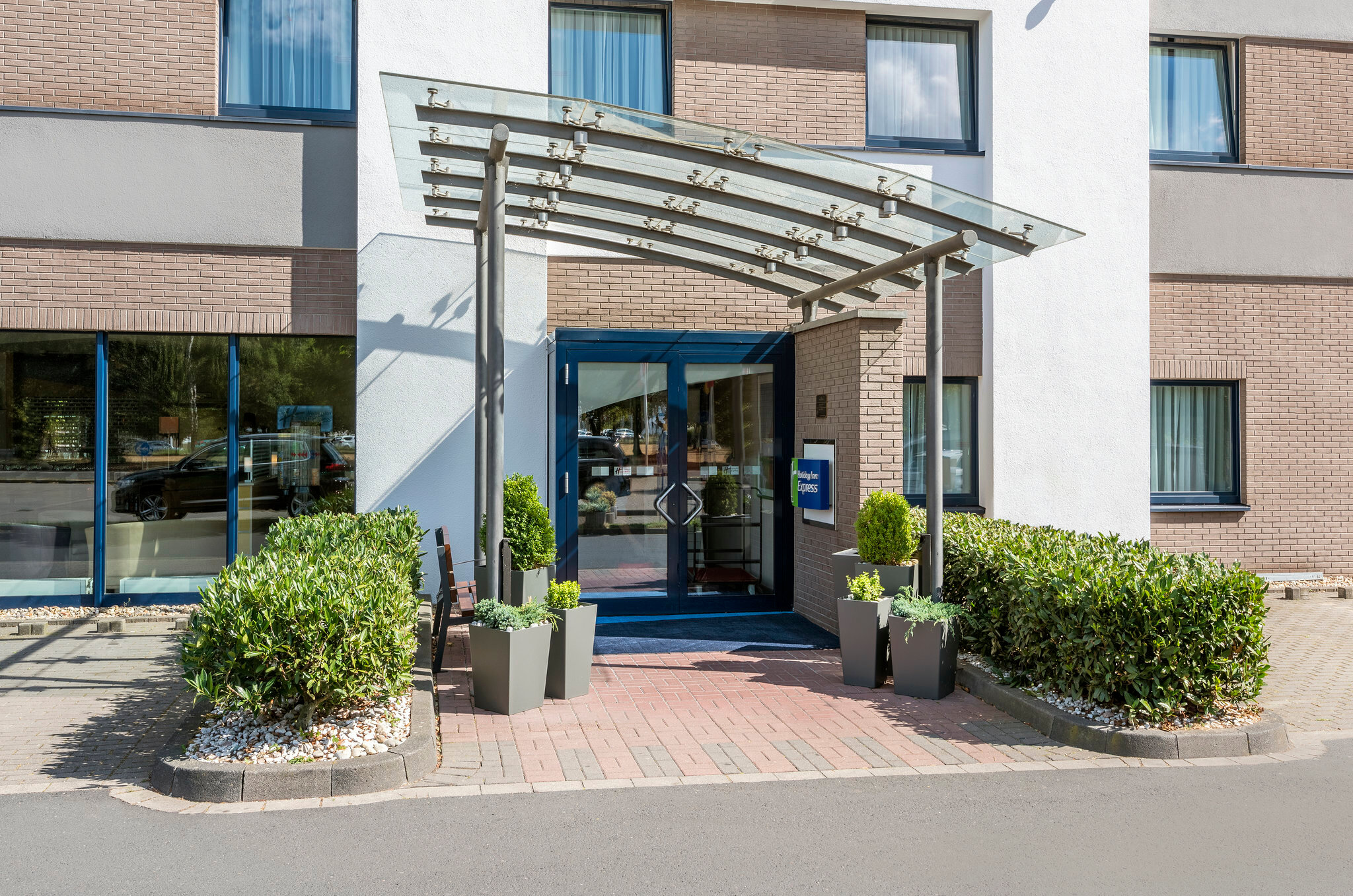Фото Holiday Inn Express Cologne Mulheim