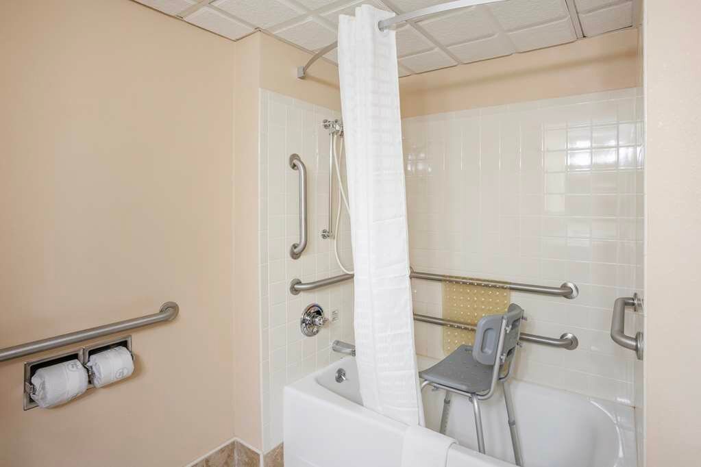 Фото Best Western Inn At Blakeslee-pocono
