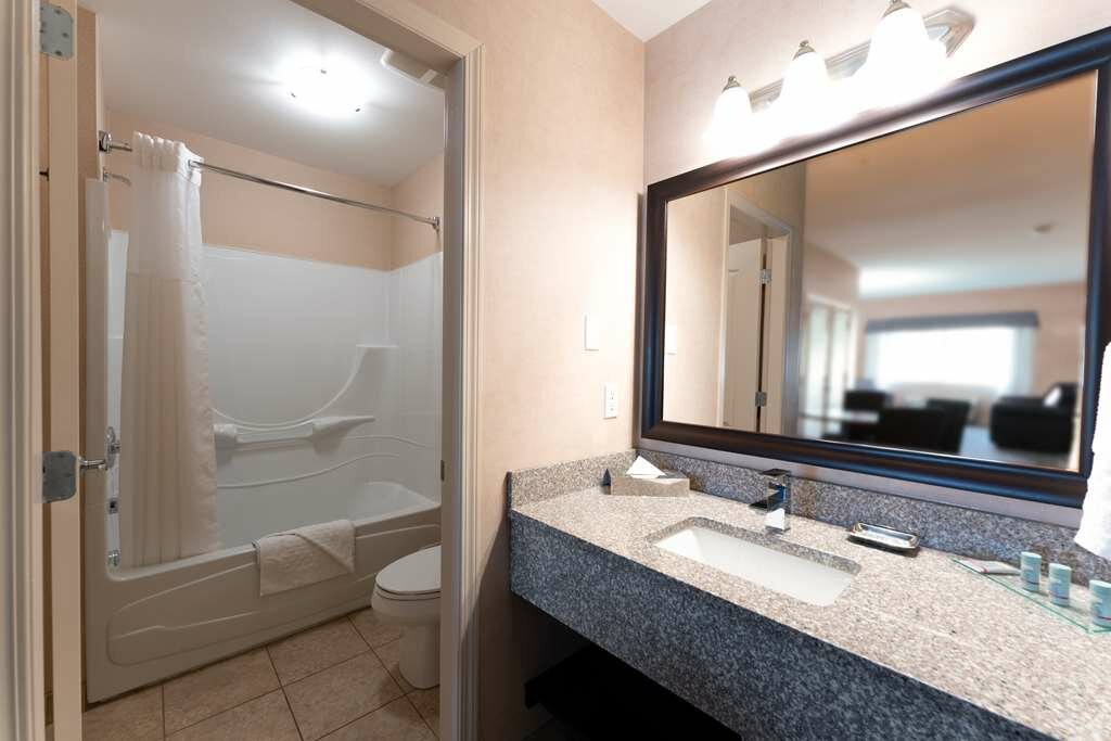 Фото Best Western Cranbrook Hotel