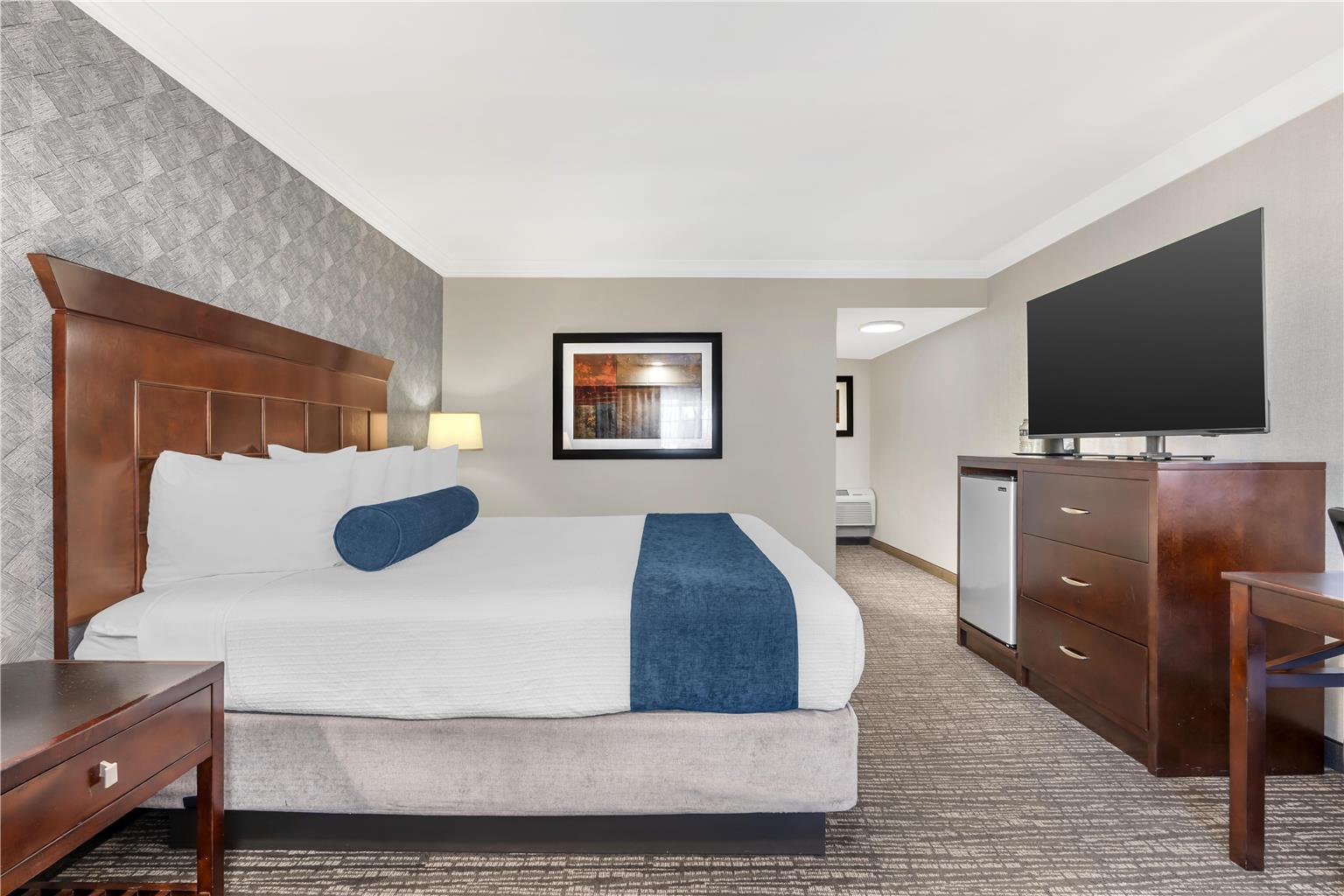 Фото Best Western Plus Carriage Inn