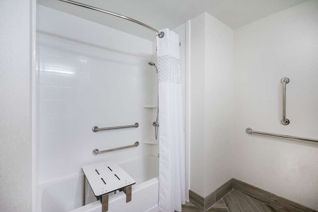 Фото Hampton Inn Oxford