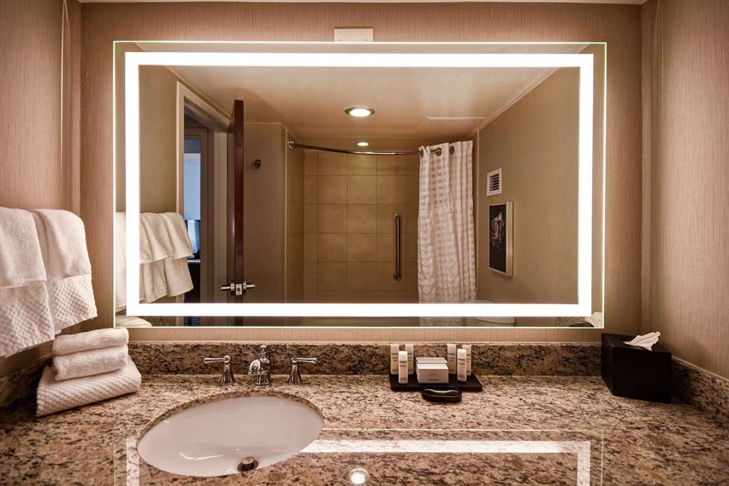 Фото Embassy Suites by Hilton Montgomery Hotel & Conference Ctr