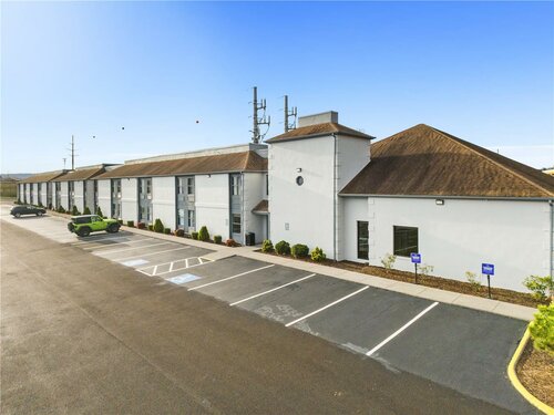 Гостиница Clarion Pointe Abingdon I-81 near Fairgrounds в Абингдоне