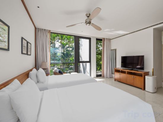 Фото Beachfront Villa Danang Beach