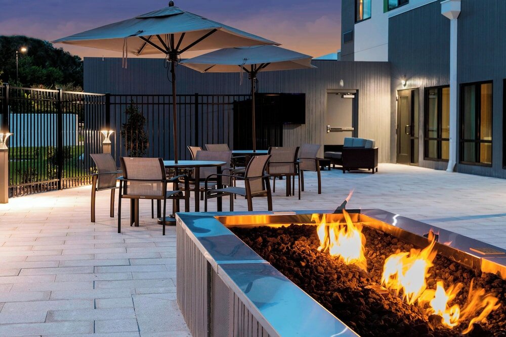 Фото Courtyard by Marriott Tampa Northwest/Veterans Expressway