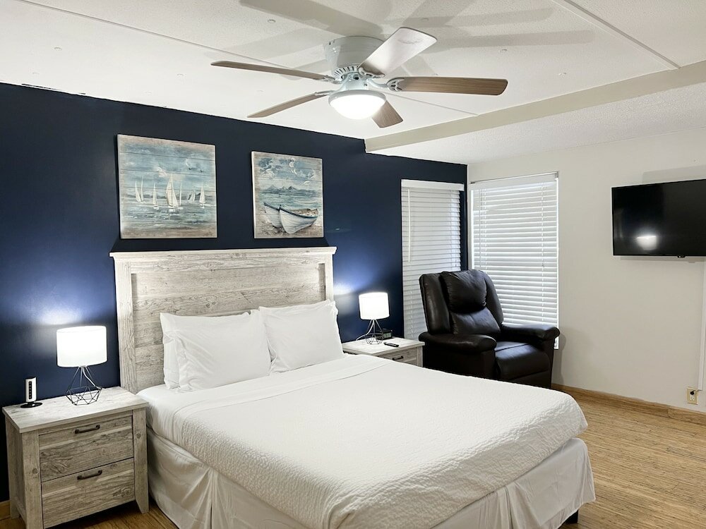 Фото Miami Beach HomeStay